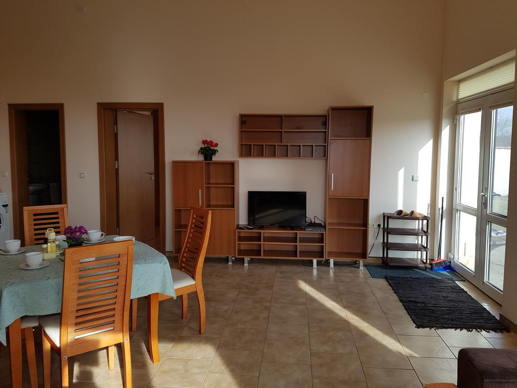 Villa Ketli Apartment Bliznatsi Exteriér fotografie