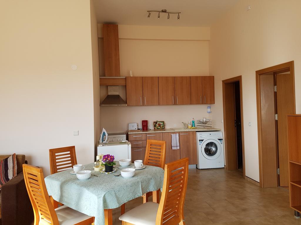Villa Ketli Apartment Bliznatsi Exteriér fotografie
